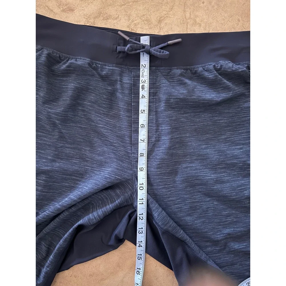 Lululemon T.H.E. Shorts Mens Large Navy Space Dye Heathered 11 Inseam